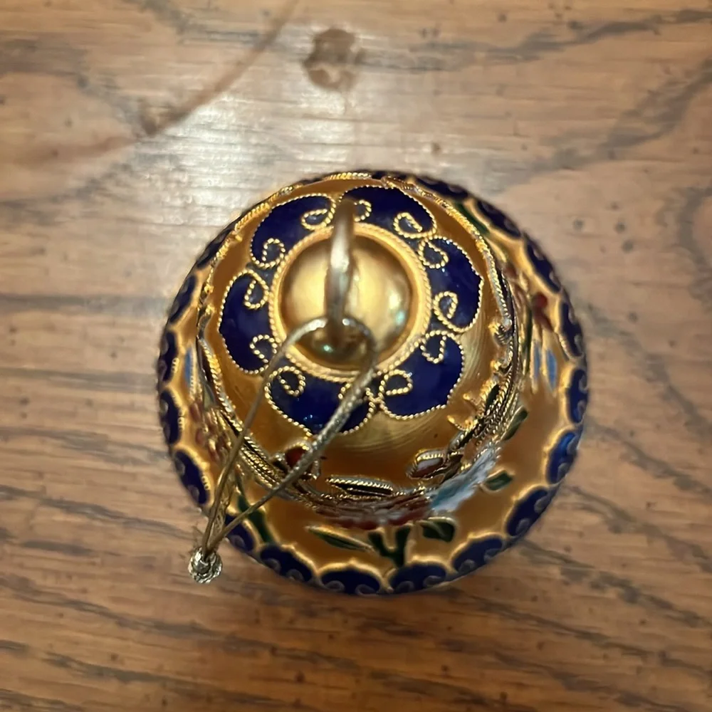 Cloisonné bell ornament‎